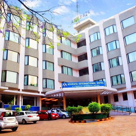 Ashraya International Hotel Bangalore Exterior photo