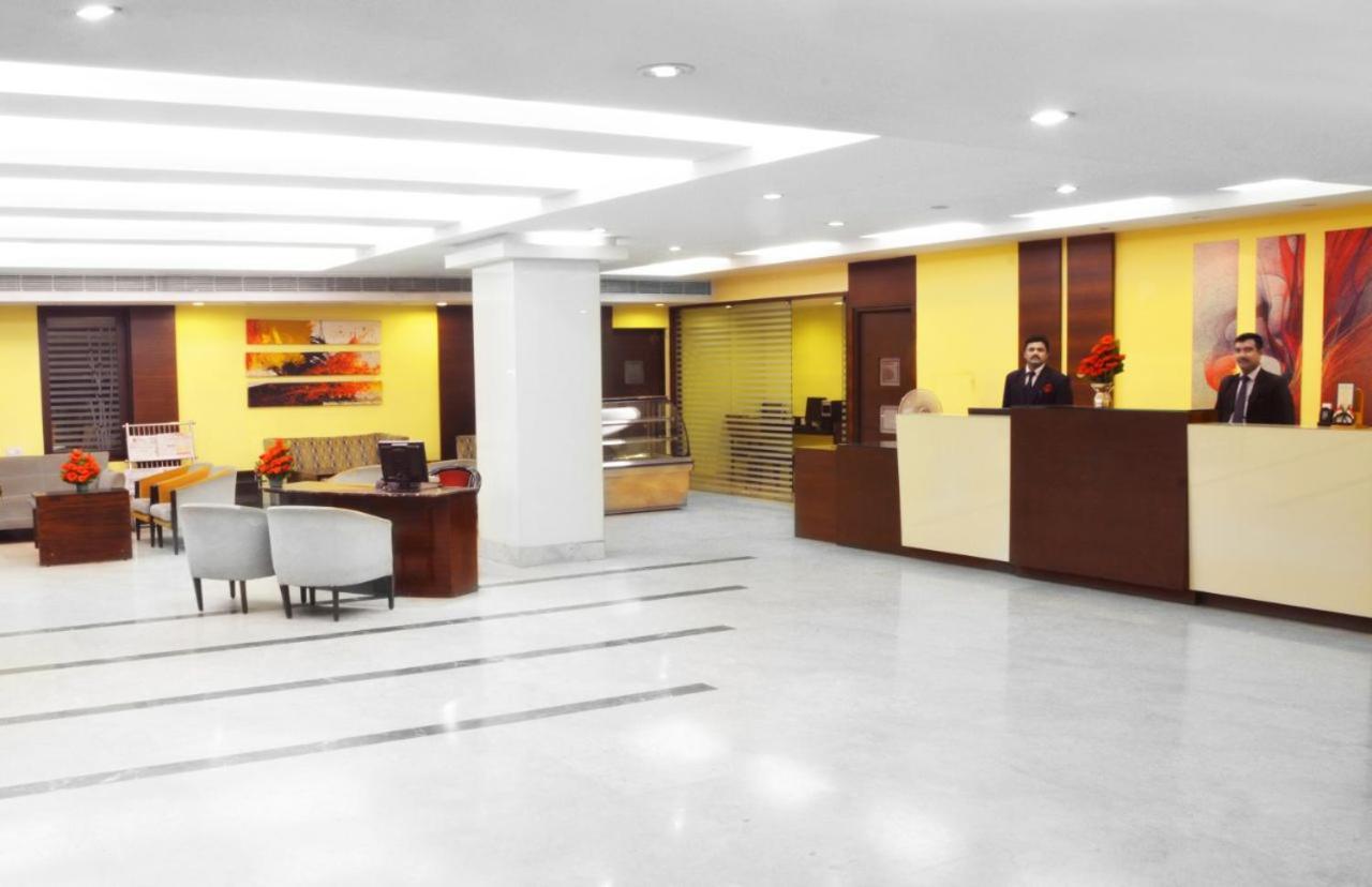 Ashraya International Hotel Bangalore Exterior photo