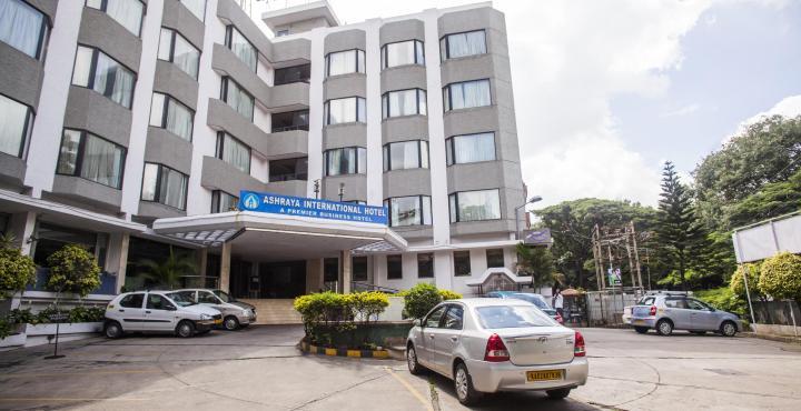 Ashraya International Hotel Bangalore Exterior photo
