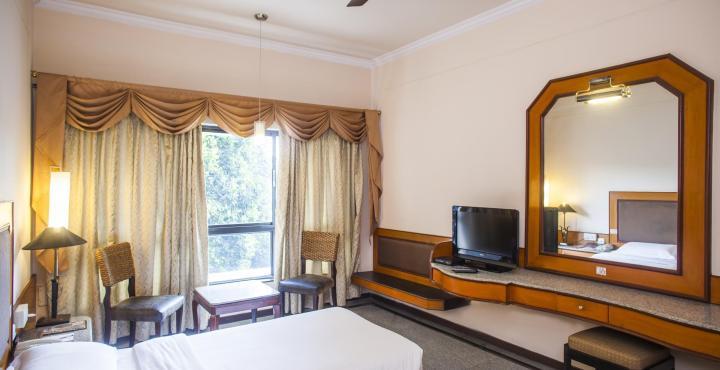 Ashraya International Hotel Bangalore Exterior photo